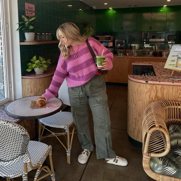 Abercrombie & Fitch Olive Green Cargo Pants with Pink Striped Sweater - Picture 1 of 4